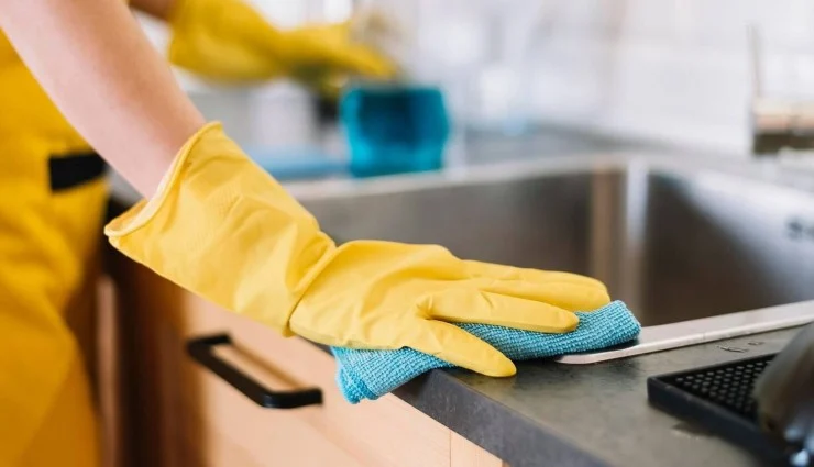 4 simple and fast ways to clean the kitchen!