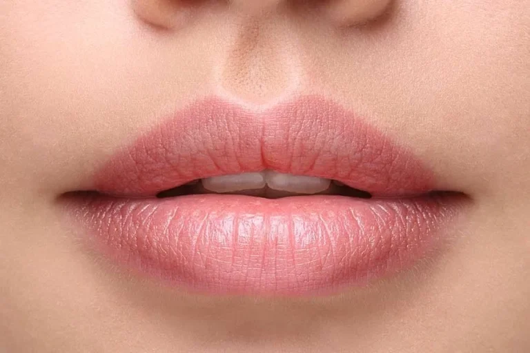 ماندگاری فرم دهی لب با ژل چگونه است؟