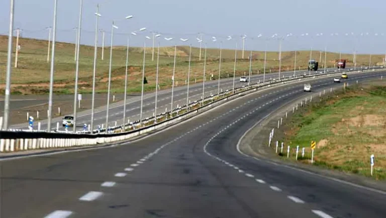 مسیر اصفهان به مشهد از جاده حرم تا حرم