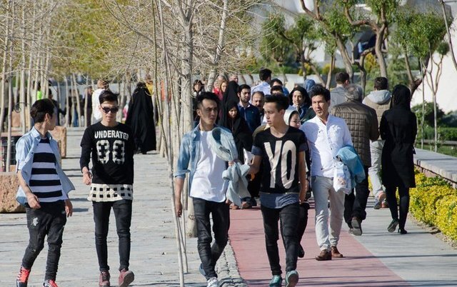مسئله جوانان همچنان گمنام و مغفول باقی مانده است